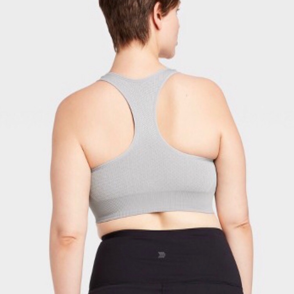 Plus Size  Med Support Seamless Racerback Bra - Picture 2 of 4